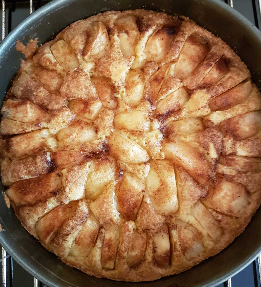 2-Bild-Atelier-leckerer-Kuchen
